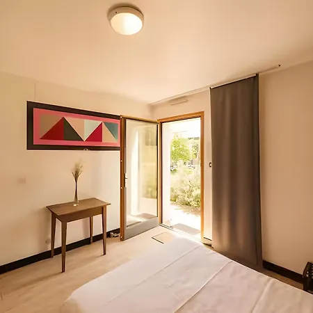 Holiday home Sejour Groupe Nature,convivialite Lalbenque